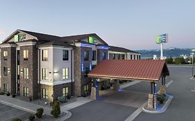贝尔格莱德博兹曼地区智选假日酒店